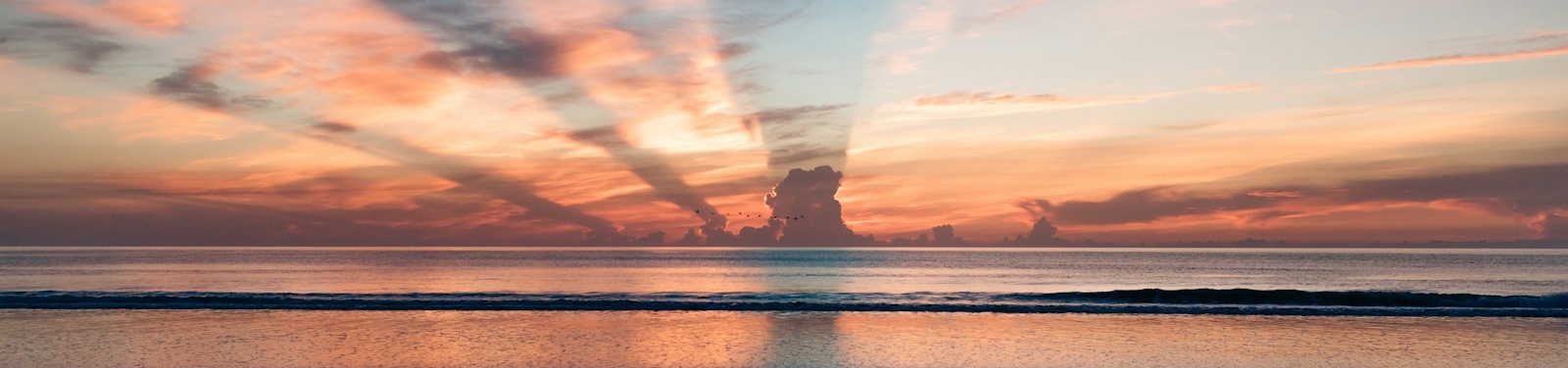 Photo by Ravi Pinisetti shallow focus photo of sea